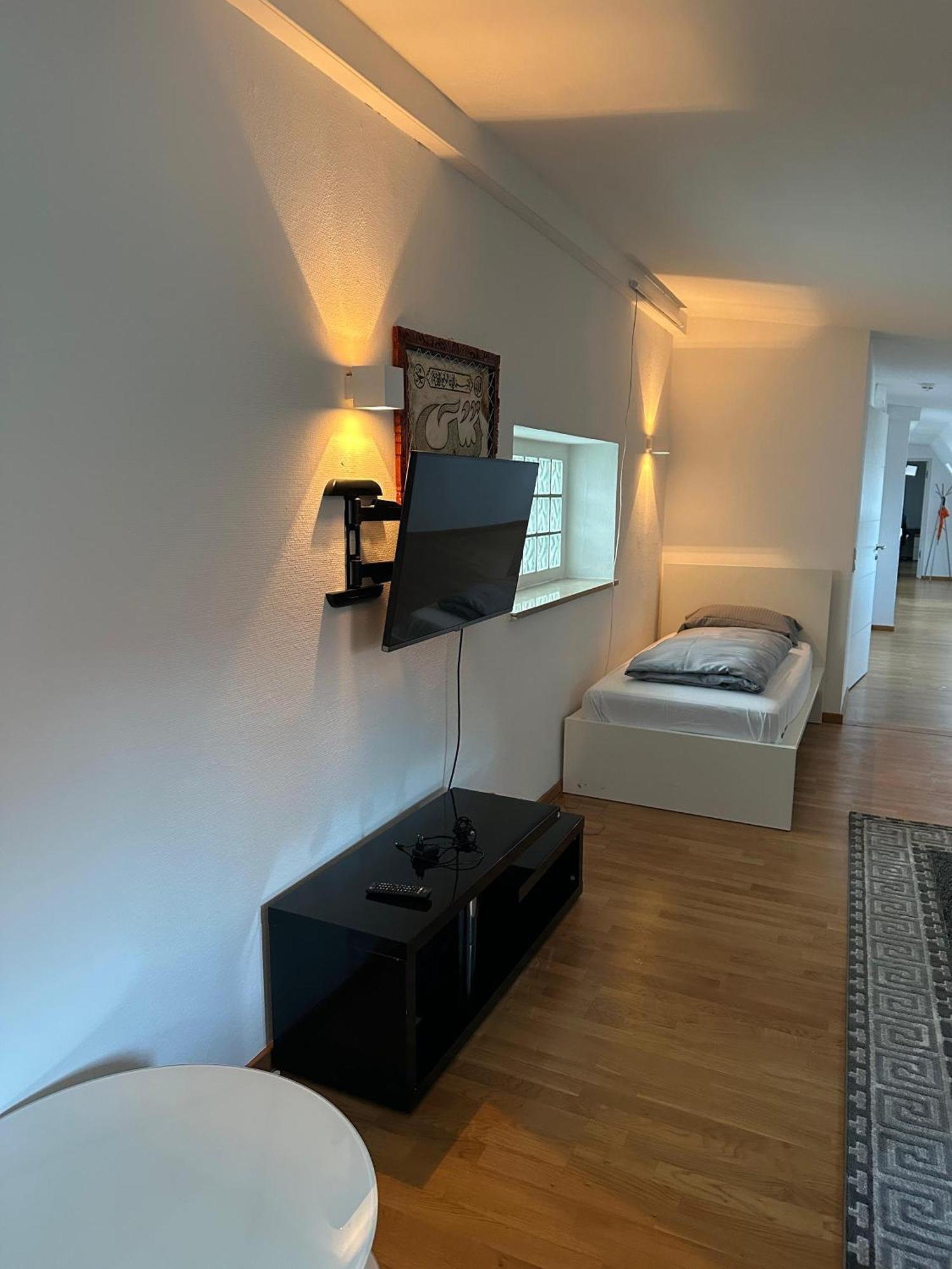 Al Nafurah Apartments Mnichov Exteriér fotografie