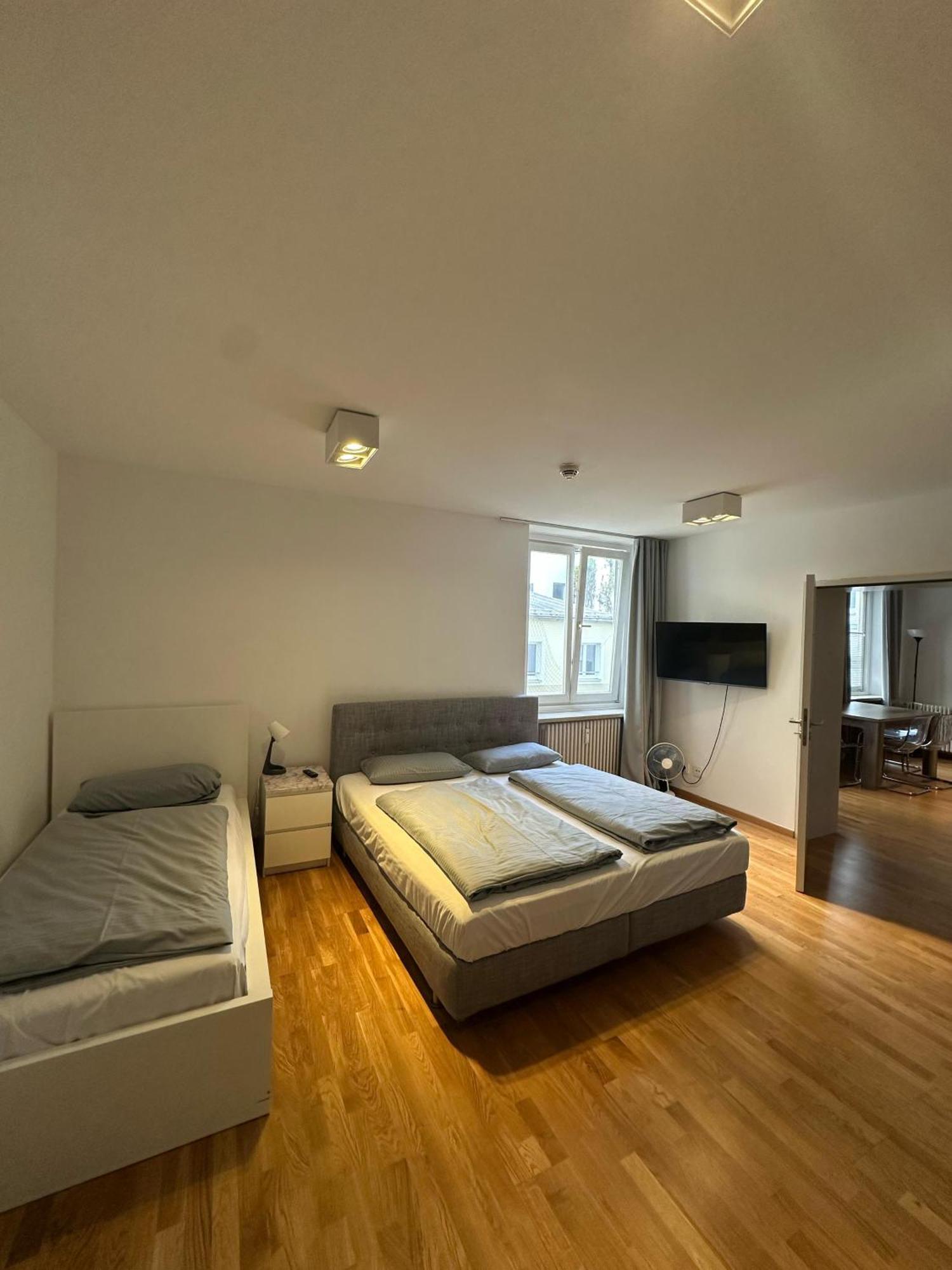 Al Nafurah Apartments Mnichov Exteriér fotografie