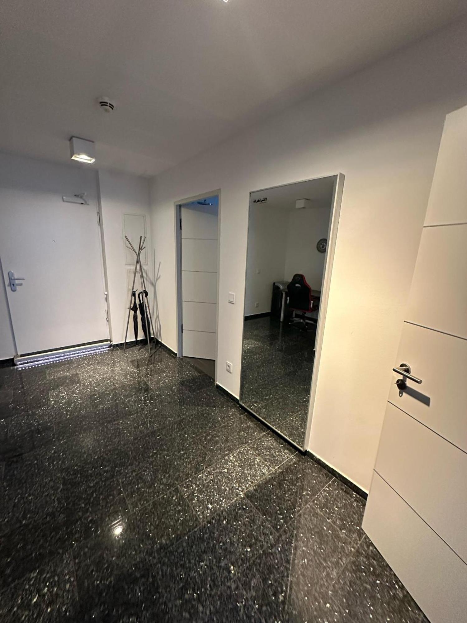 Al Nafurah Apartments Mnichov Exteriér fotografie