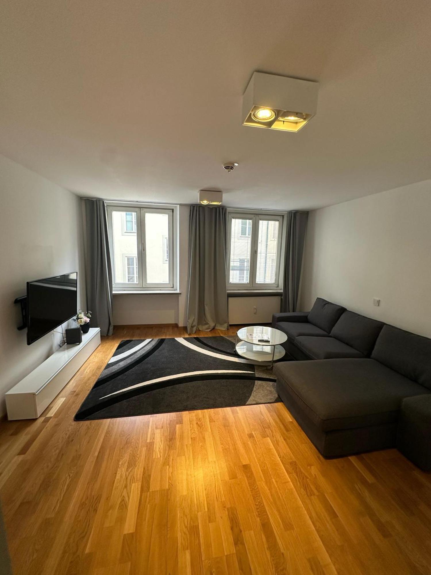 Al Nafurah Apartments Mnichov Exteriér fotografie