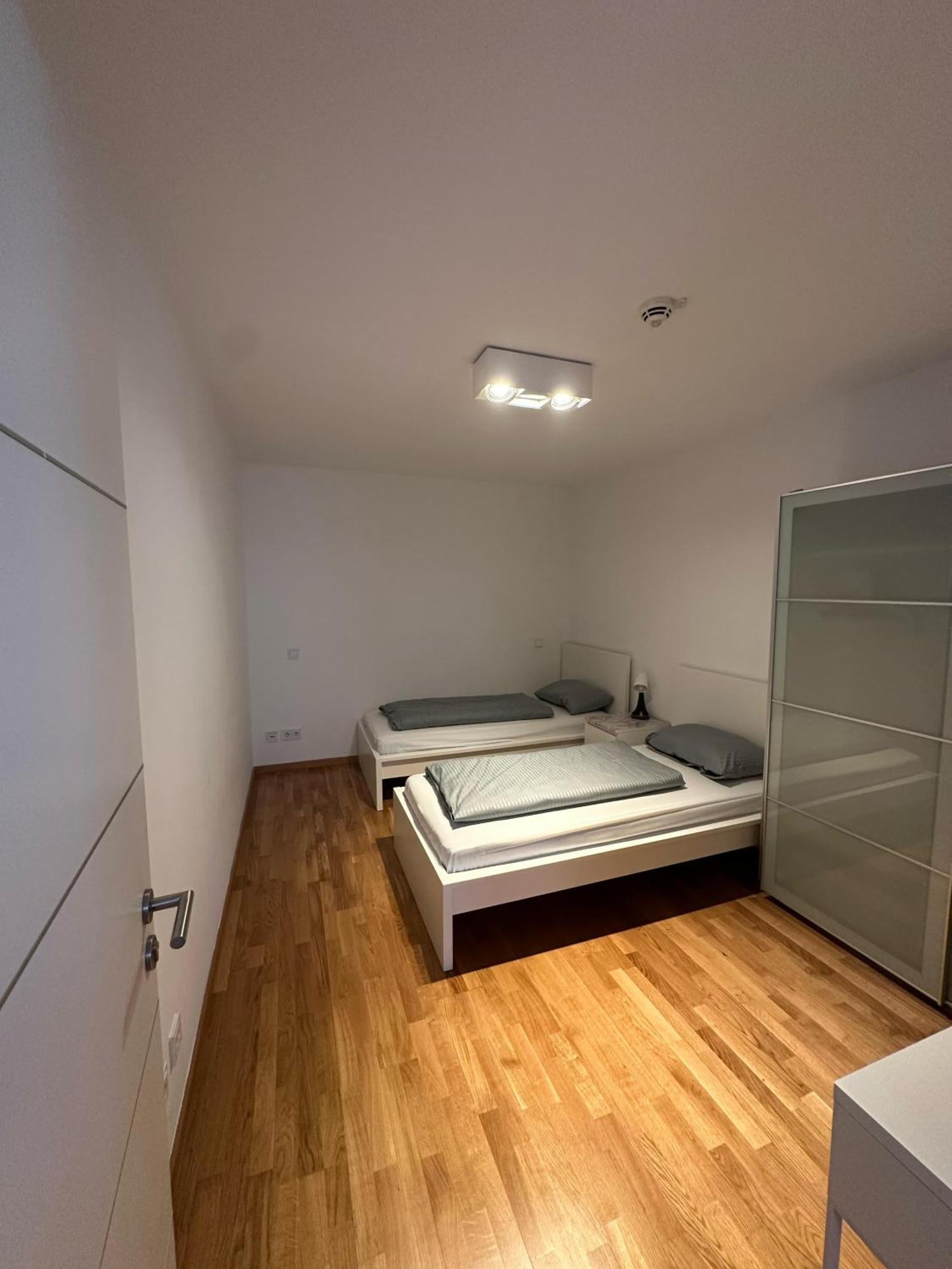 Al Nafurah Apartments Mnichov Exteriér fotografie